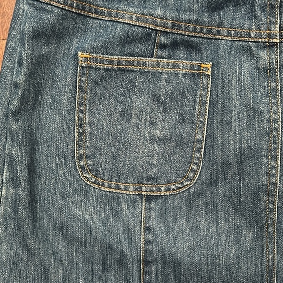 Talbots Versatile Blue Below the Knee Length Denim Skirt, Size 8 - Picture 8 of 9